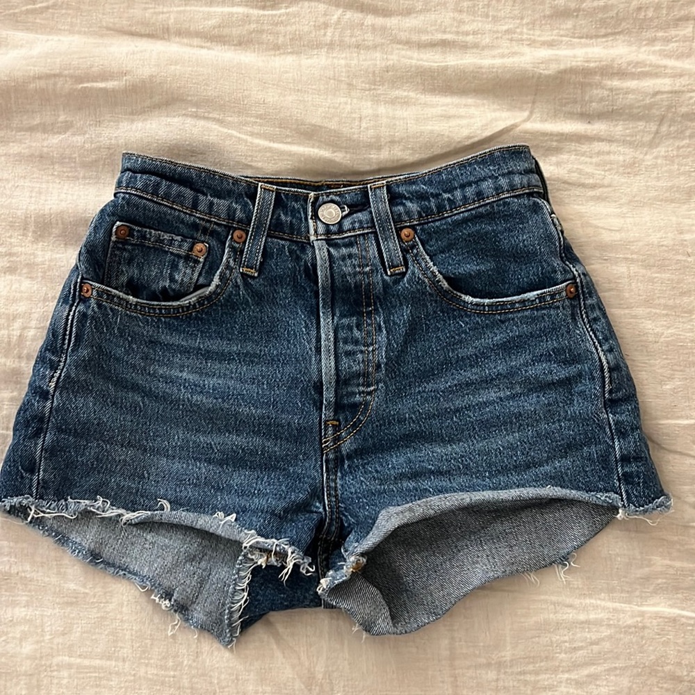 Levi’s Jean Shorts Size 24